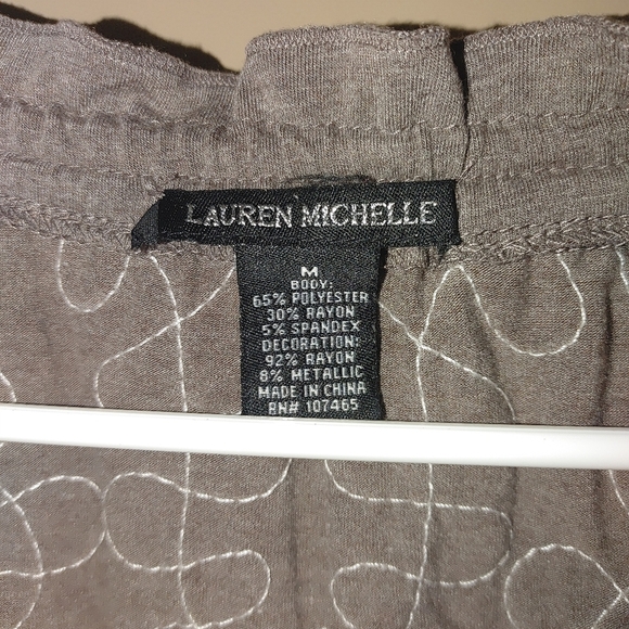 Lauren Michelle Women's Embroidered Brown Top W/bell Sleeve, Size M - Picture 3 of 6
